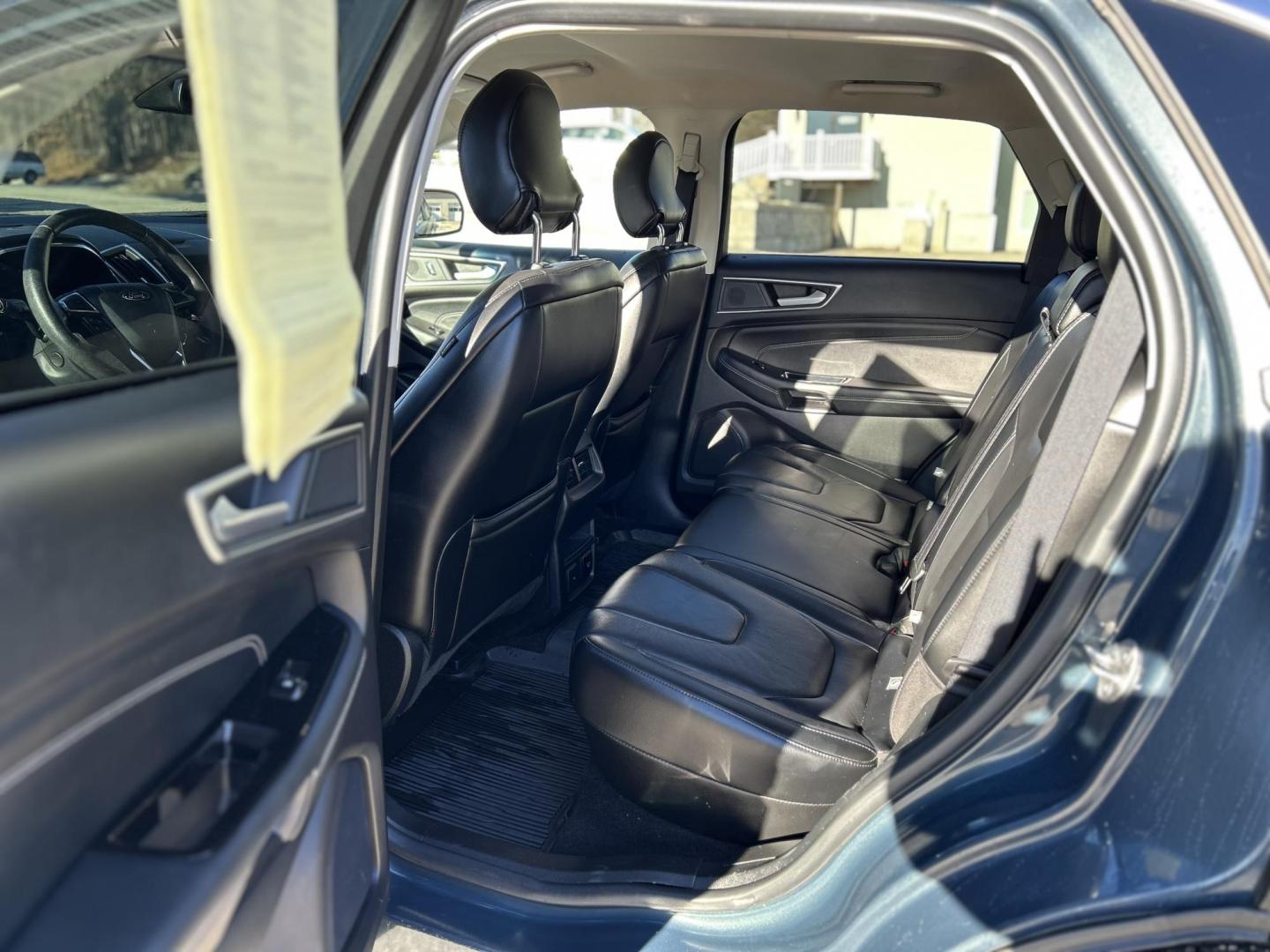 2019 BLUE /Black Ford Edge Titanium AWD (2FMPK4K9XKB) with an 2.0L L4 DOHC 16V engine, 6A transmission, located at 27 Main St., Norway, MD, 04268, (207) 743-0900, 44.199795, -70.530807 - Photo#7