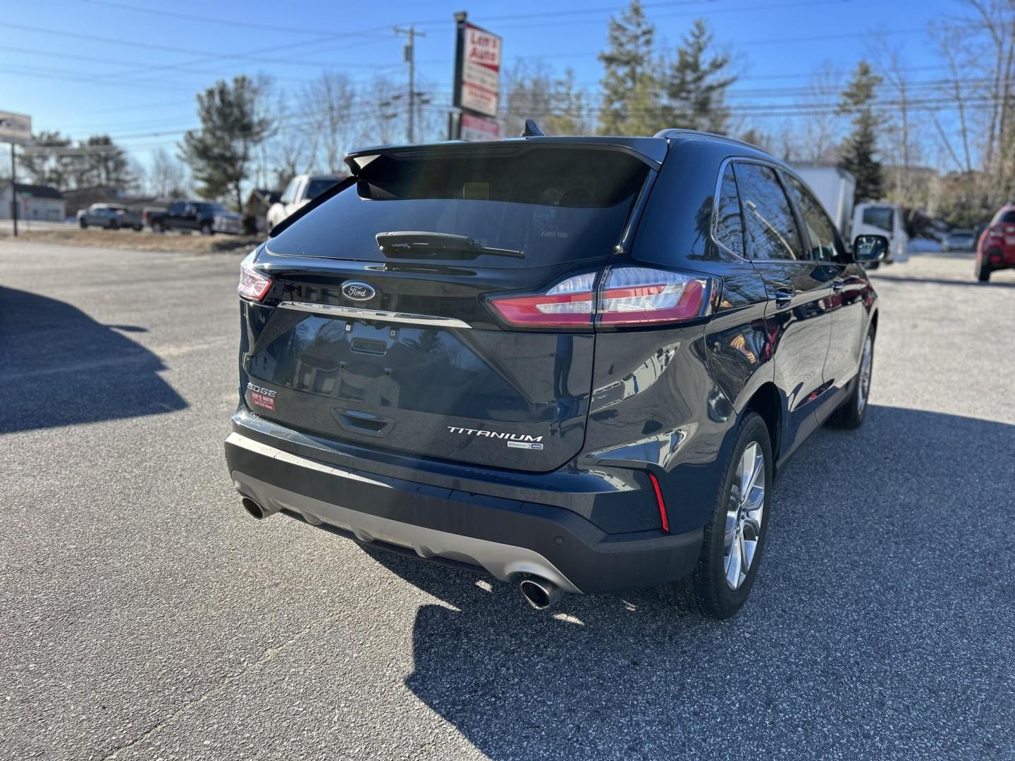 2019 BLUE /Black Ford Edge Titanium AWD (2FMPK4K9XKB) with an 2.0L L4 DOHC 16V engine, 6A transmission, located at 27 Main St., Norway, MD, 04268, (207) 743-0900, 44.199795, -70.530807 - Photo#3